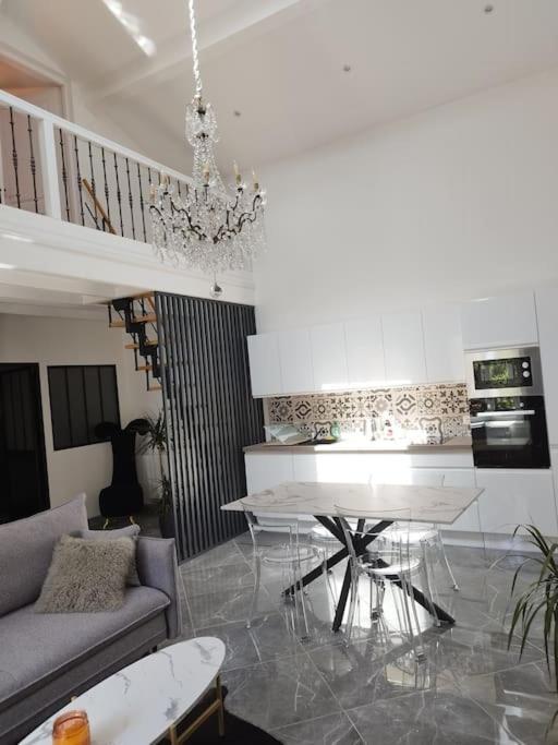 Appartement Proche Aeroport & Indret Bouguenais Bagian luar foto
