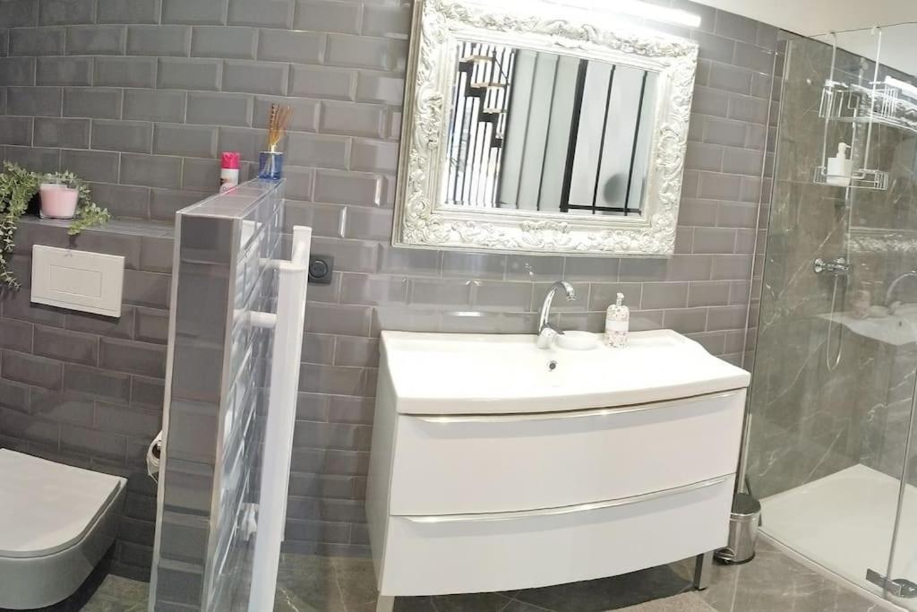 Appartement Proche Aeroport & Indret Bouguenais Bagian luar foto